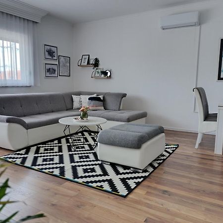 Bihać Apartmani Jasmina 2 מראה חיצוני תמונה