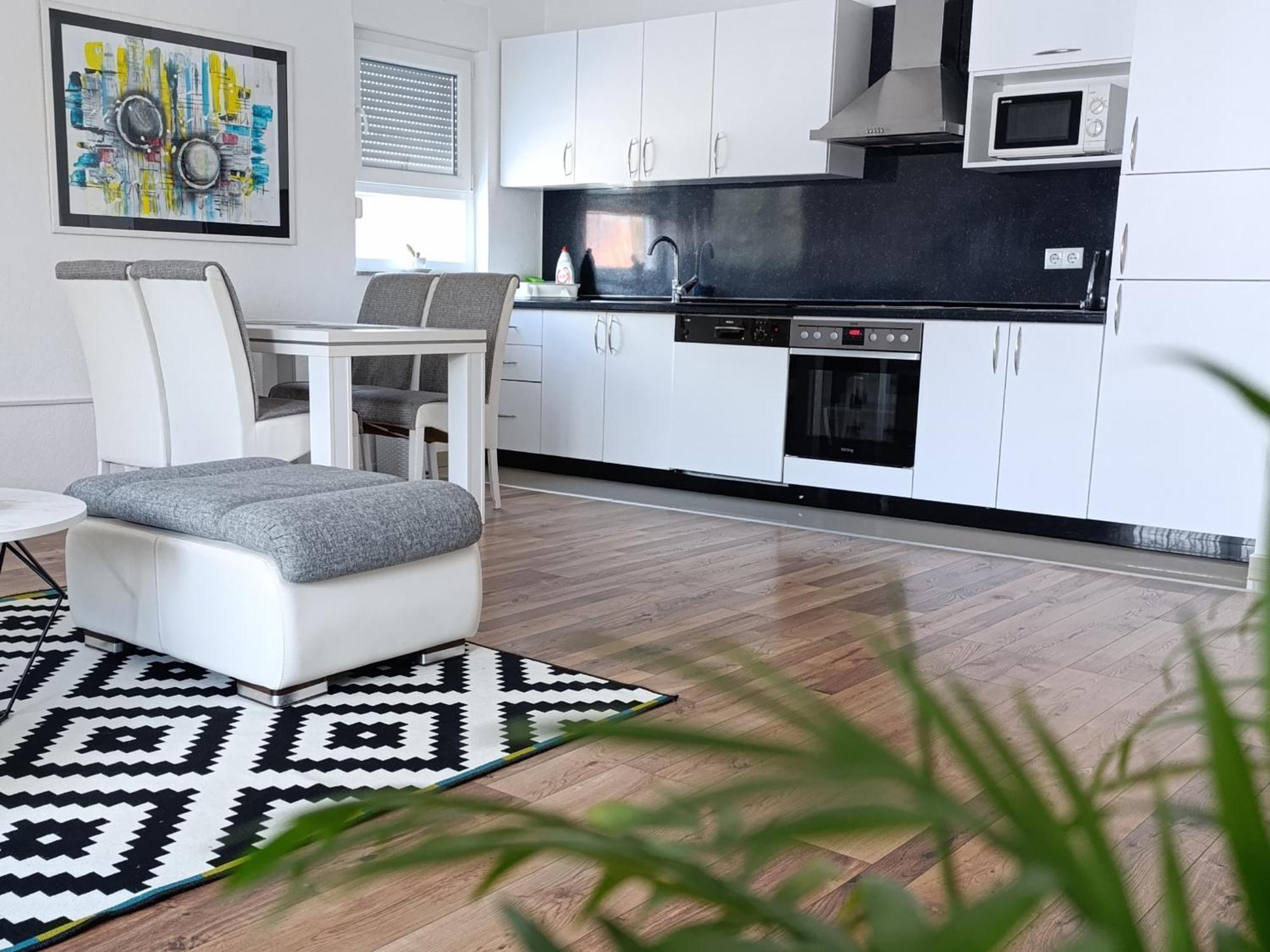 Bihać Apartmani Jasmina 2 מראה חיצוני תמונה
