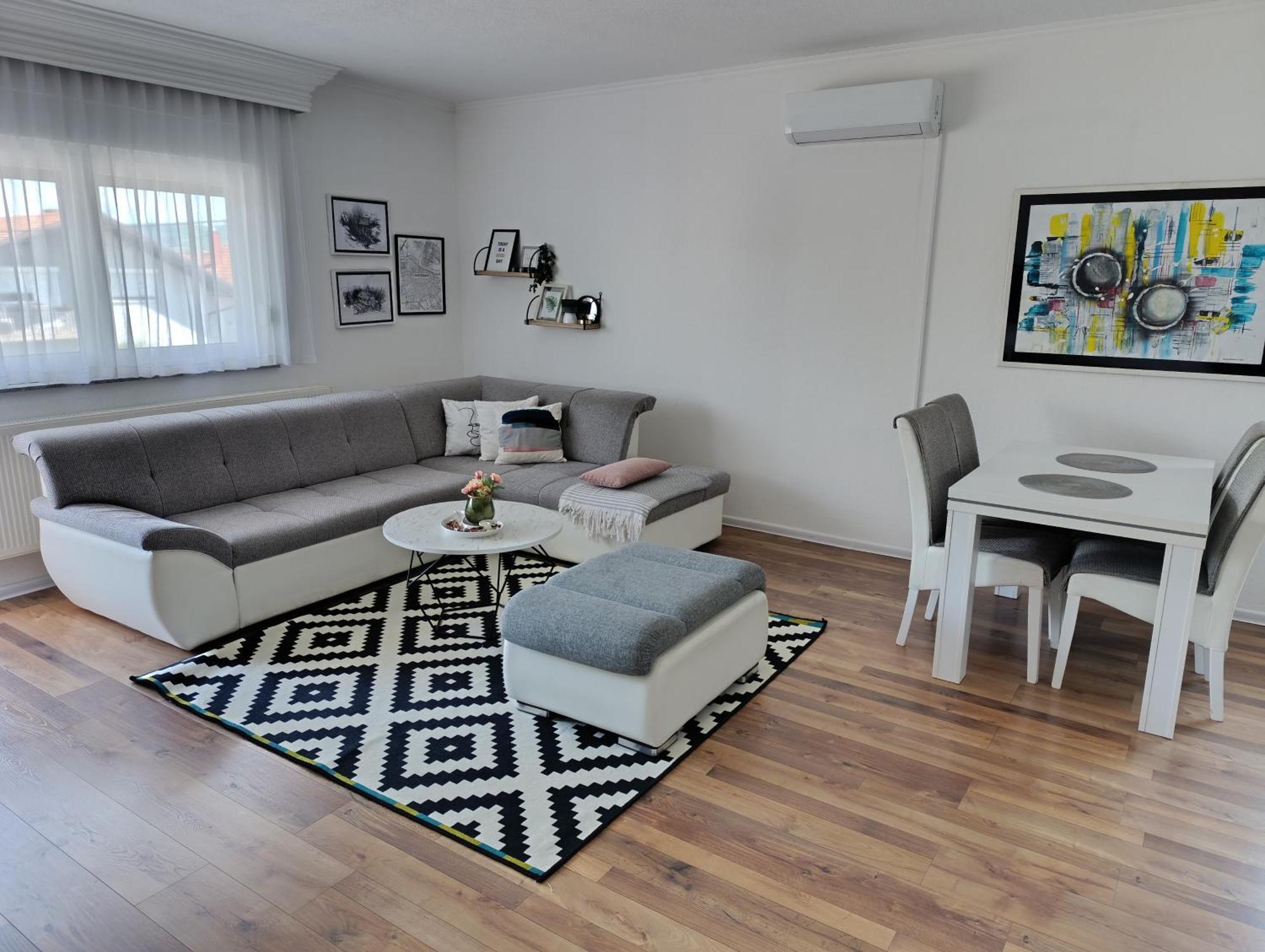 Bihać Apartmani Jasmina 2 מראה חיצוני תמונה
