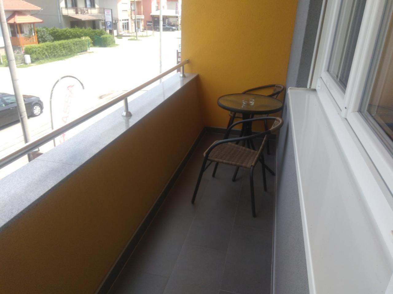 Bihać Apartmani Jasmina 2 מראה חיצוני תמונה